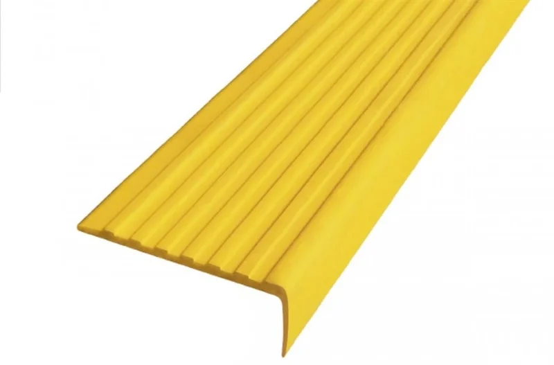 Self-adhesive corner (yellow) 55x19 mm in a roll of 12.5 m